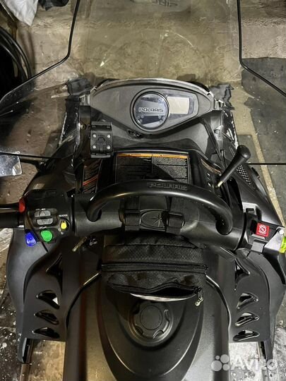 Снегоход Polaris IQ Widetrak