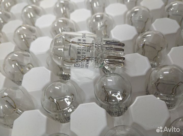 Лампа дополнительного освещения Koito W21/5w