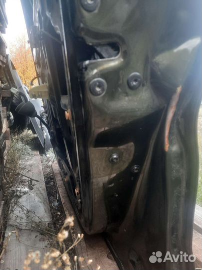 Дверь renault duster передная правая