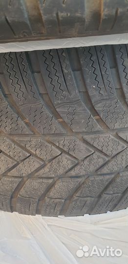 Bridgestone Blizzak LM-005 275/45 R21 110V