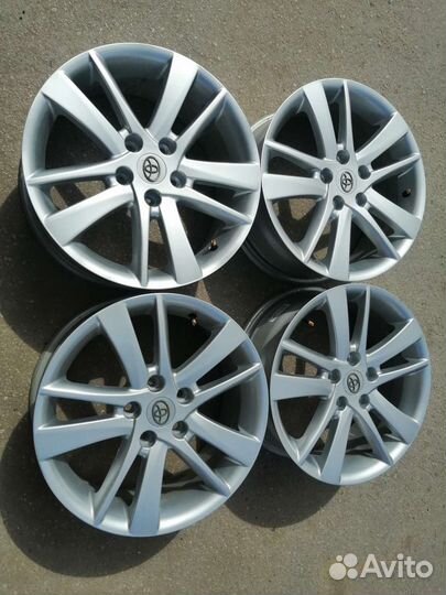 17 литые диски Toyota Серебро 5/114,3