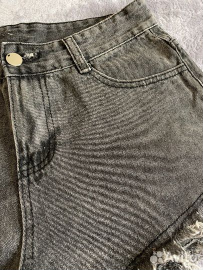 Джинсовые шорты
