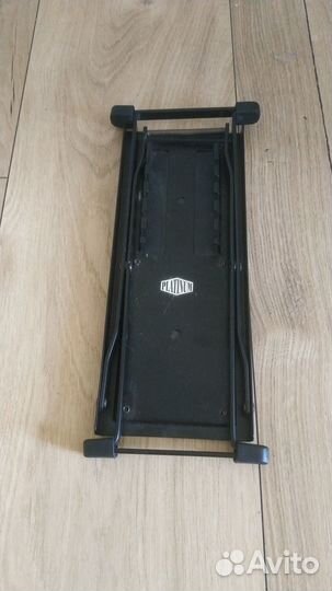 Подставка под ногу гитариста