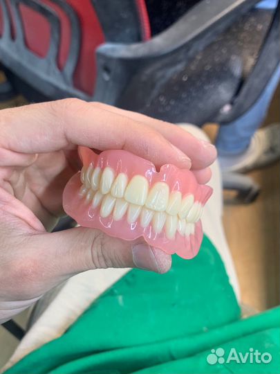 Зубные протезы