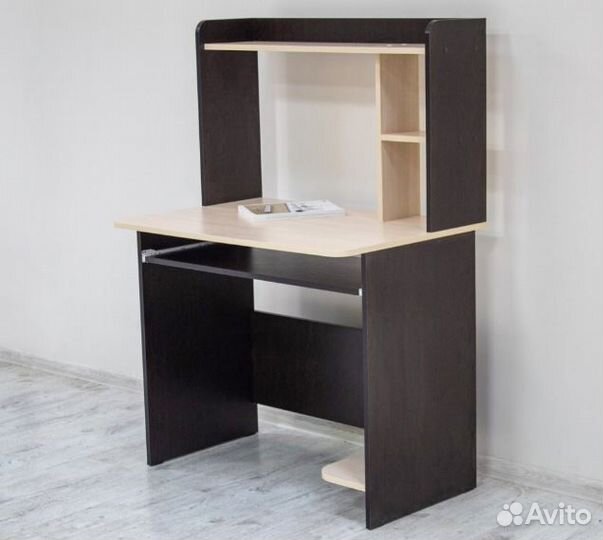 Стол компьютерный