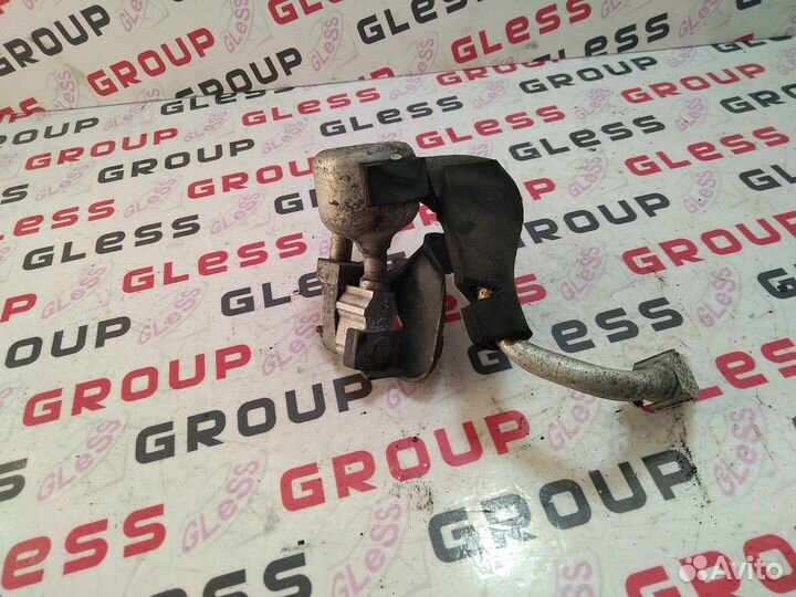 Трубка кондиционера LY грибок б/у MPV