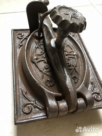 Задвижка чугунная