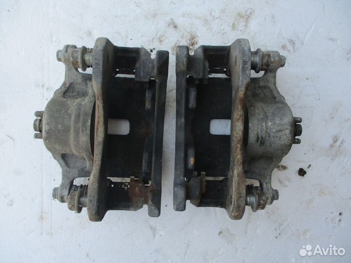 Хонда фит джас 2002-2008 суппорт левый