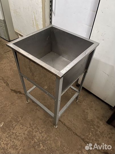 Мойка из нержавеющей стали 55х55х85