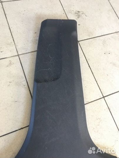 Средняя стойка правая Hyundai Solaris 2 2018