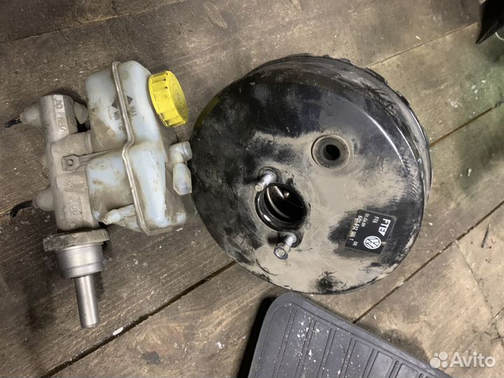 Вакуумник тормозной Skoda Fabia 2007-2015г