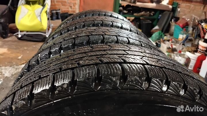 Roadstone Winguard 195/65 R15