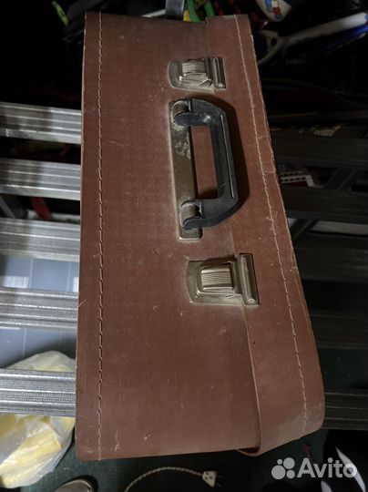 Машинка швейная с электроприводом