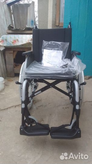 Инвалидная коляска новая