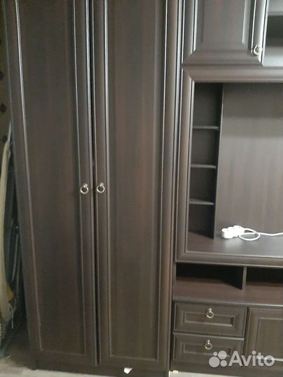 Стенка в гостиную со шкафом под тв бу