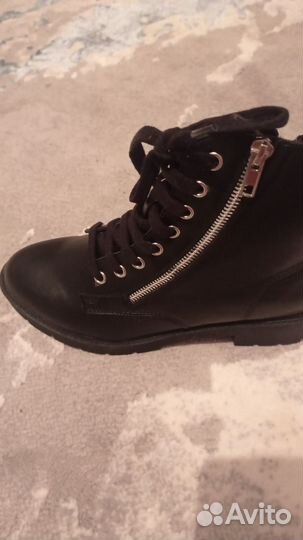 Ботинки женские 40 размер новые