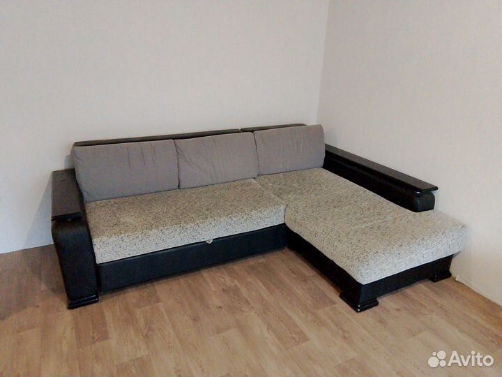 Угловой диван бу