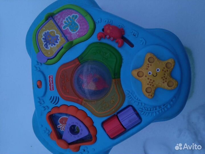 Швейная машинка, стол и стул для детей