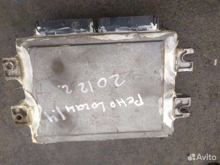 Блок управления двс Рено Логан 1