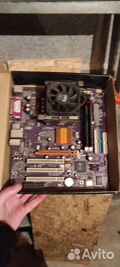 Материнская плата