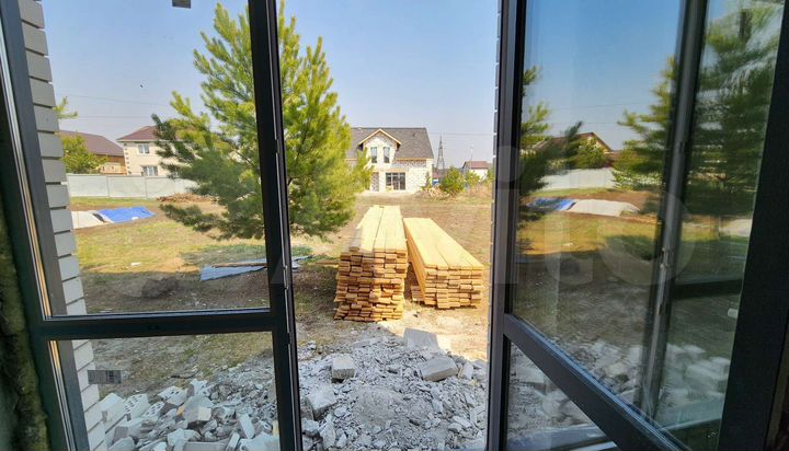 Дом 111 м² на участке 5 сот.