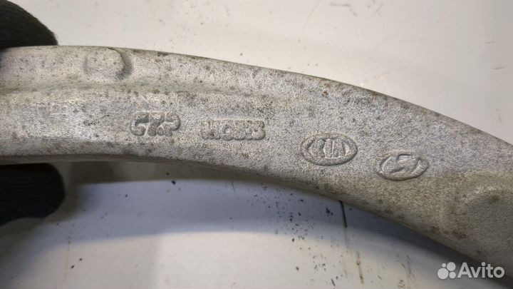 Рычаг подвески правый передний Genesis G80