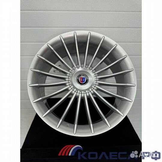 Диски R20 на BMW 373 М стиль