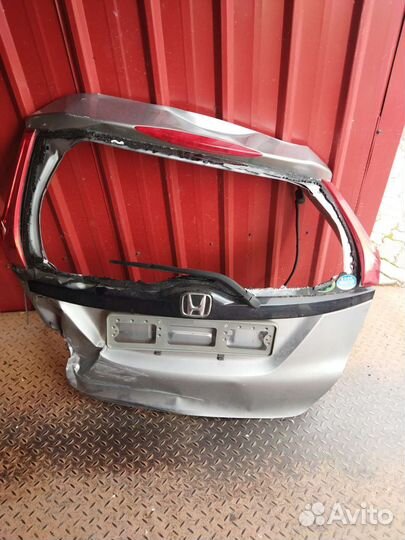 Задняя дверь хонда фит 2017 года в разбор