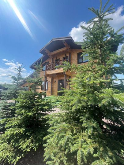 Дом 305 м² на участке 23 сот.