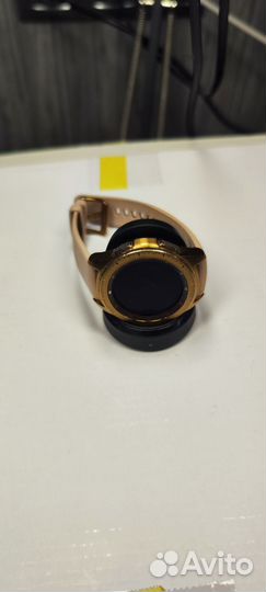 Смарт-часы Samsung Galaxy Watch 42mm Rose Gold