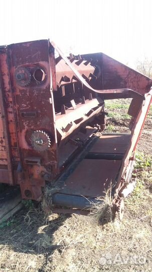 Кормораздатчик Егорьевская Сельхозтехника КТ-10, 1987