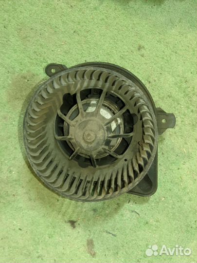 Мотор отопителя салона Citroen Berlingo / Partner