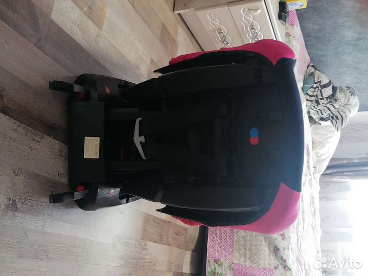 Детское автокресло от 9 до 18 кг
