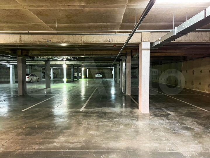 Машиноместо, 13 м²