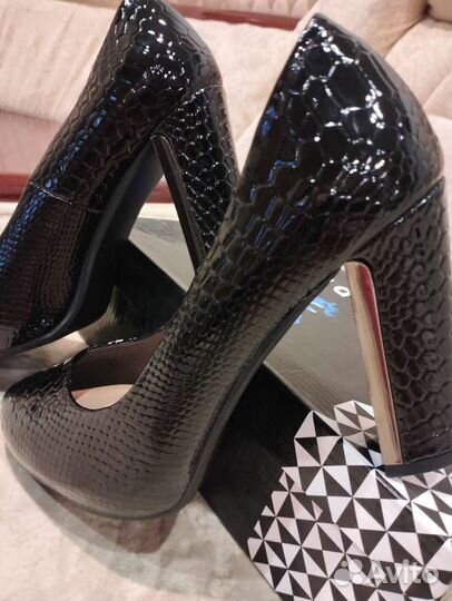 Туфли женские 39 размер новые италия натур. кожа