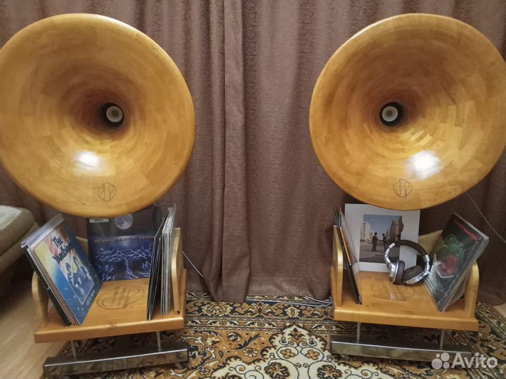 Рупорная колонка