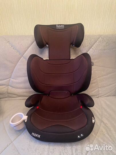 Автокресло детское Nuovita Maczione весом 15-36 кг