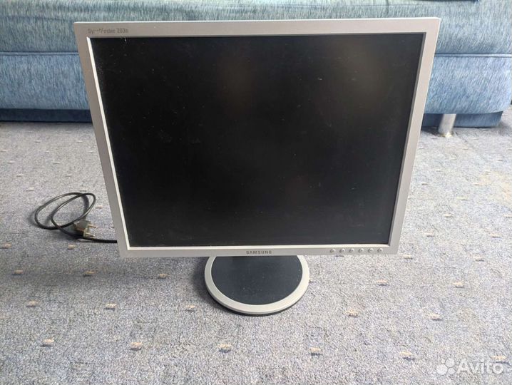 Монитор Samsung 20