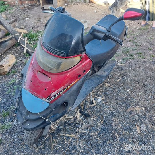 Продам скутер 150 кубов