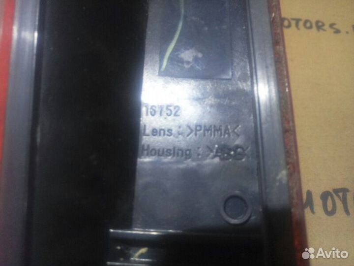 Катафот отражатель левый Nissan Note E11