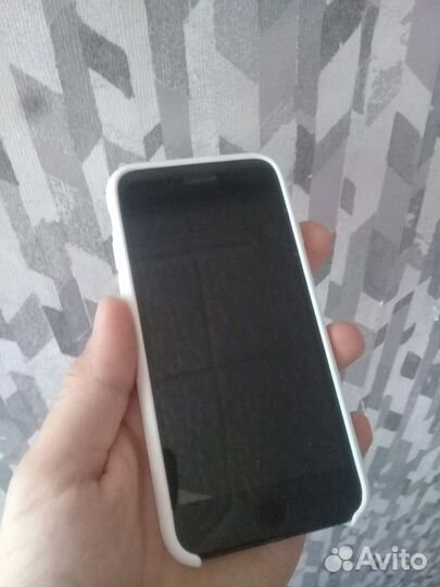 Телефон iPhone 7 128gb