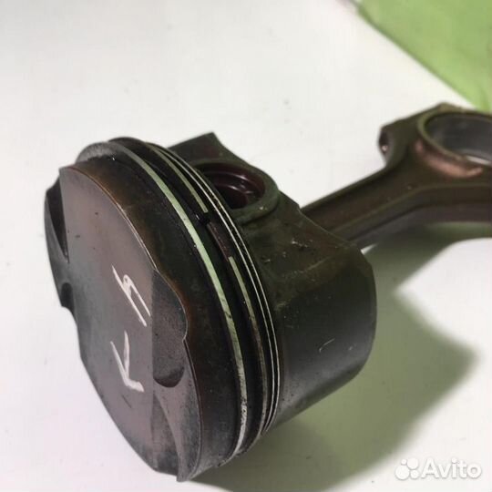 Поршень с шатуном бмв Х3 Е83 04-10