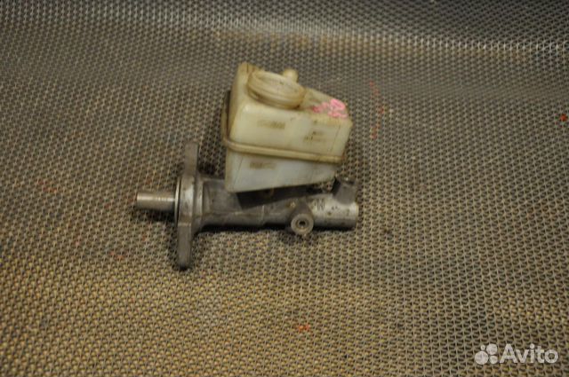 Главный тормозной цилиндр mercedes-benz E-class