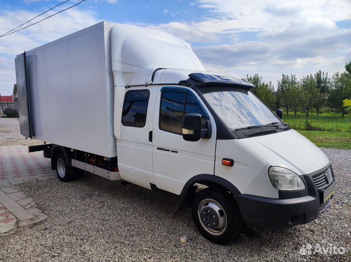 ГАЗ ГАЗель 33023 2.7 МТ, 2012, 240 000 км