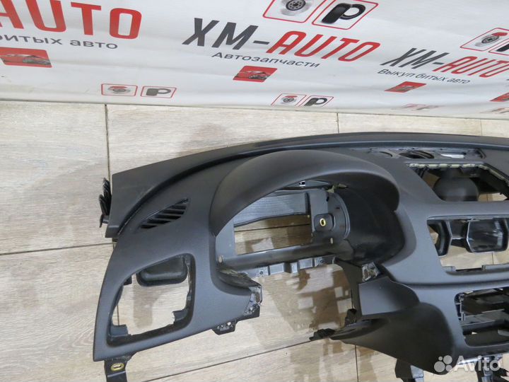 Торпедо Audi Q3