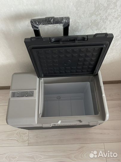 Автохолодильник компрессорный alpicool NX 52