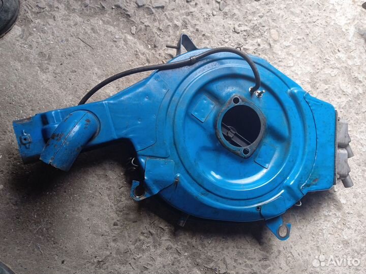 Корпус воздушного фильтра Мазда 626 GC 2.0 бенз.FE