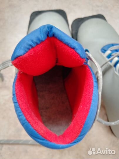 Лыжные ботинки детские 34