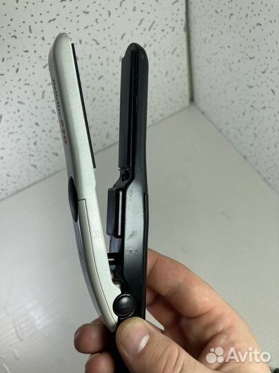 Мини-выпрямитель волос BaByliss PRO BaBySleek