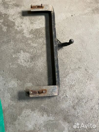 Фаркоп Mitsubishi Montero